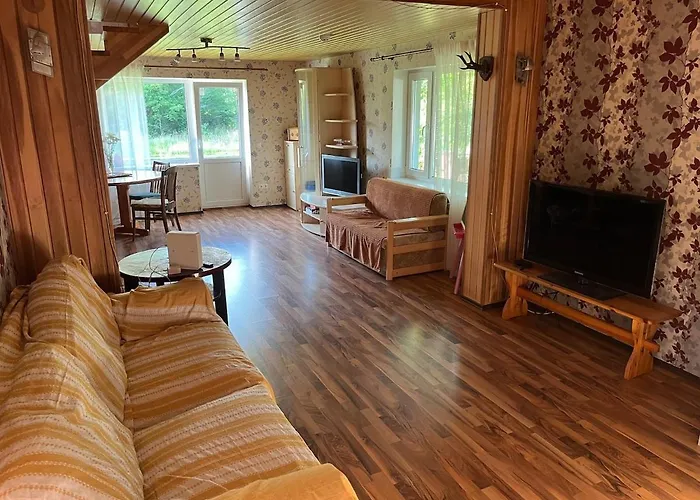 2 Bedroom House And Sauna In